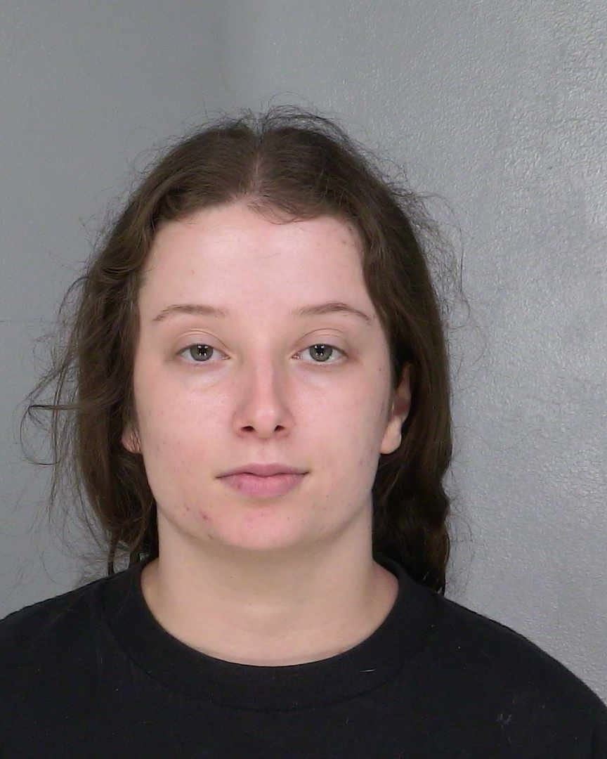 Chloe WELLS booking photo